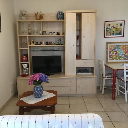 Rez De Villa Vue Mer Panoramique Фюриани Екстериор снимка